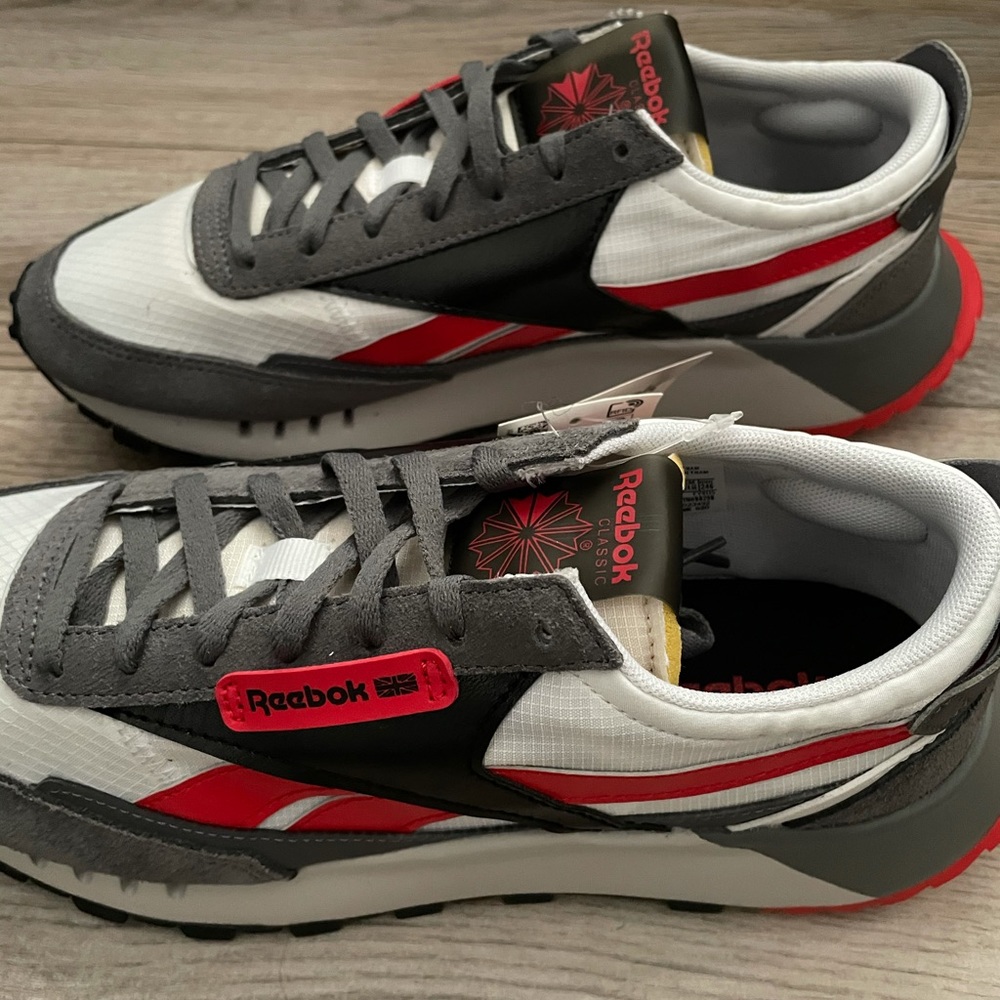Reebok CL legacy Running Shoe 6.5
